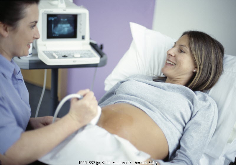 Pentingnya Cek Gula Darah Pasca-Melahirkan