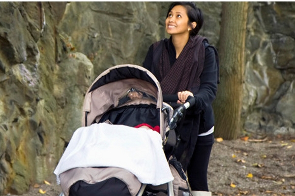 Jangan Lapisi Stroller dengan Selimut!