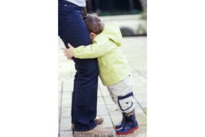 4 Tips Agar Anak Tidak Rewel Saat Ditinggal