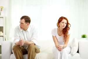 4 Tanda Pernikahan Anda Menuju Perceraian