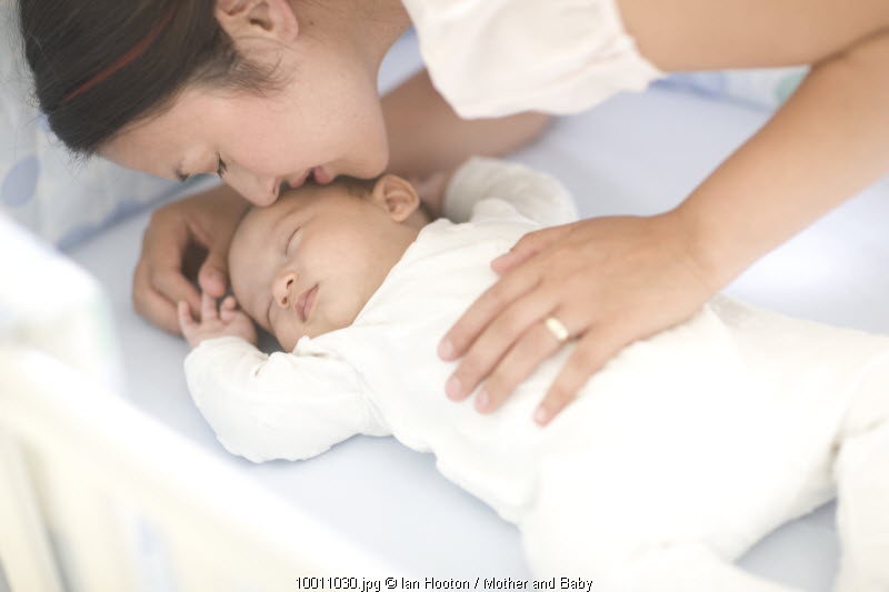 Mengatasi Jet Lag pada Bayi