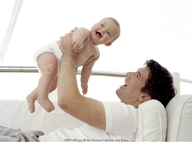 Bermain Bersama Ayah, Khusus Untuk Anak 0-1 Tahun