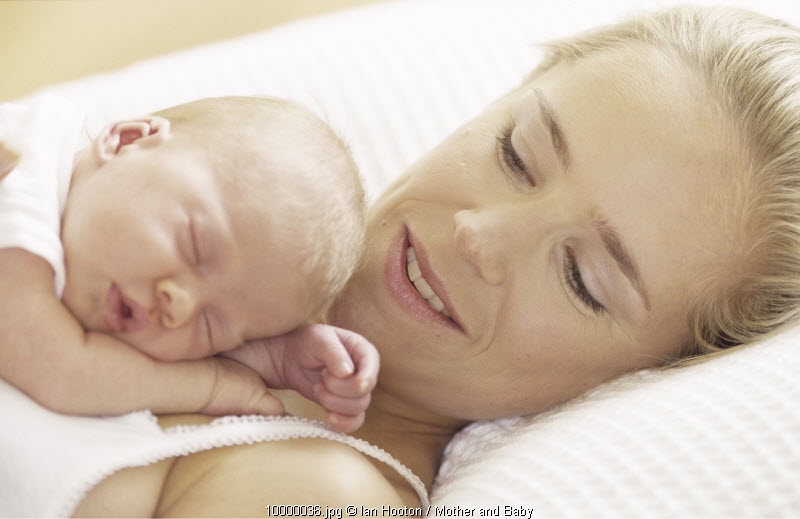 Awas, Bayi Bisa Botak Karena Tekanan Psikis!