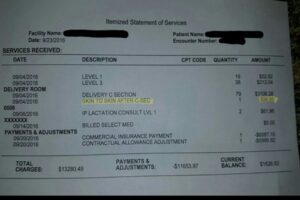 Orang Tua Ini Bayar Rp 500.000 Untuk Gendong Bayinya