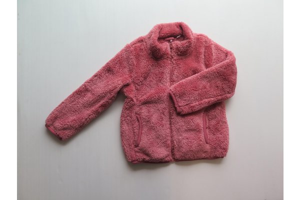 Hangat dengan Jaket Berbulu