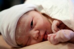 Biarkan Bayi Menentukan Waktu Lahirnya