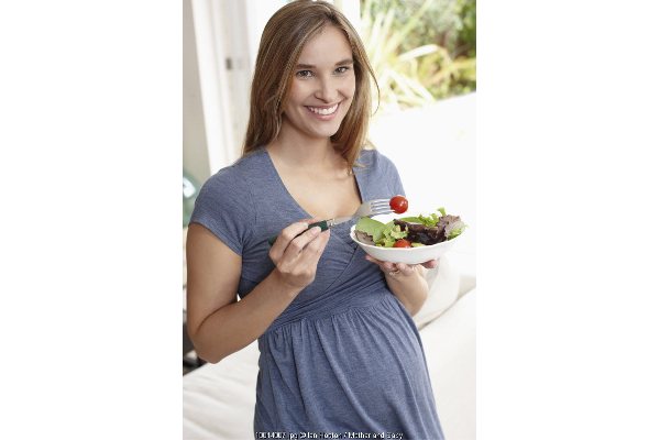 Mitos Seputar Makanan Ibu Hamil