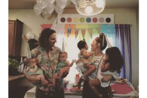 Pasangan Ini Adopsi 4 Anak dalam 24 Jam