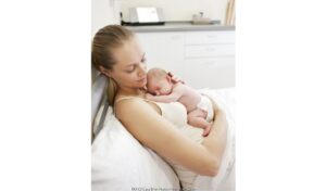 Cara Merawat Tali Pusat Bayi