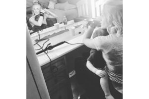 Carrie Underwood, Ibu yang Serba Bisa