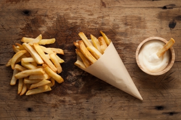 Menyiasati Anak yang Suka Makan Gorengan