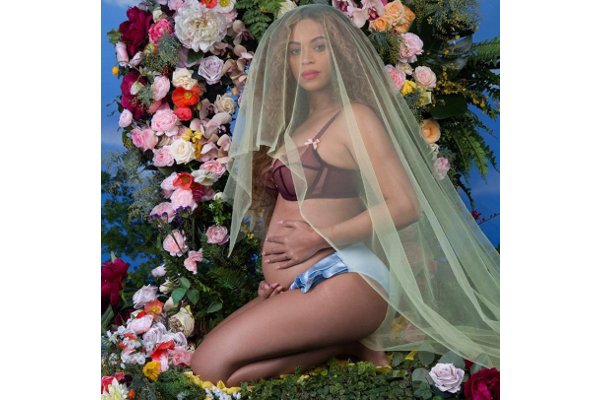 Beyonce Menantikan Anak Kembar!