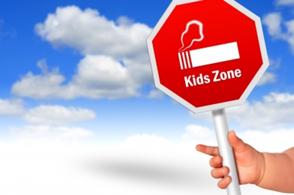 Efek Buruk pada Bayi Bila Ayah Merokok