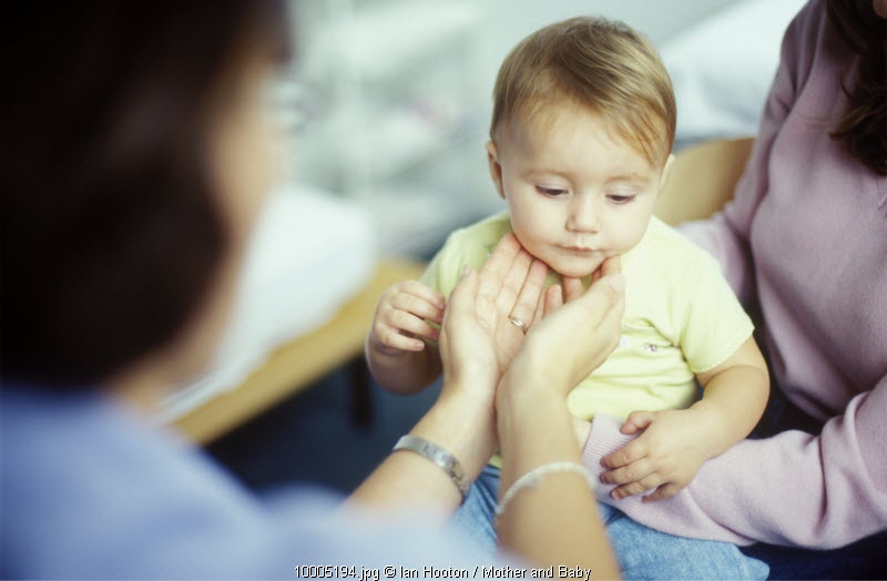 Tips Jika Si Kecil Muntah