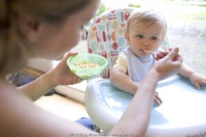 5 Makanan Wajib Sebelum Anak Usia 1 Tahun
