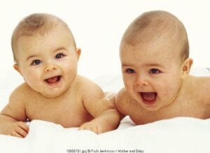 5 Hal yang Harus Anda Tahu Mengenai Kehamilan Kembar