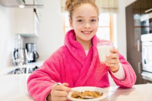 5 Makanan Penting Agar Gigi Anak Tetap Sehat