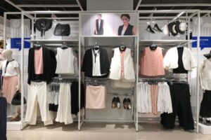 Gerai asal Turki Ini Tawarkan Baju Terjangkau