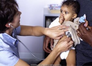 Penyebab, Gejala dan Cara Menangani Pneumonia