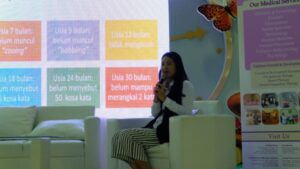 Hindari 5 Kesalahan Ini Agar Anak Tak Lambat Bicara