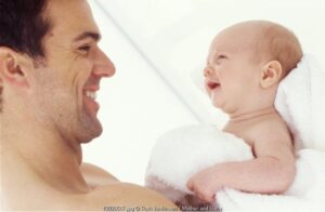 Cara Tepat Membersihkan Bayi Baru Lahir