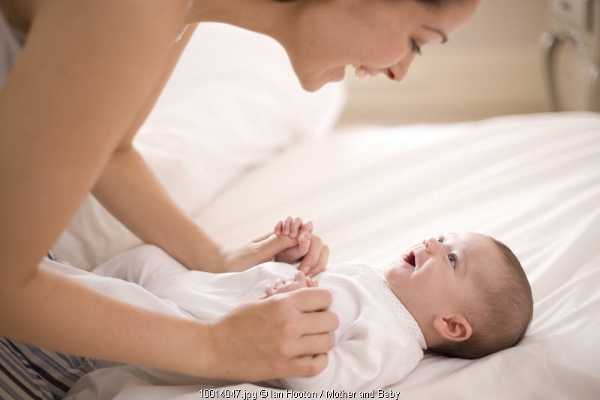 Gerakan Olahraga Ringan Untuk Bayi Baru Lahir