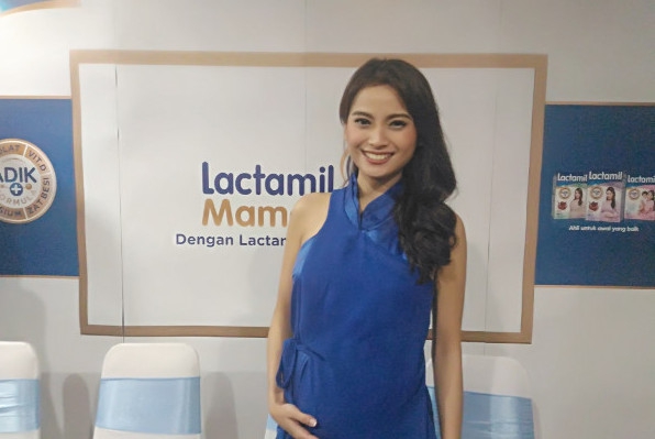 Inilah Cara Acha Septriasa Menikmati Kehamilannya