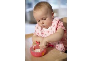 4 Cara Ampuh Agar Anak Tak Membuang Makanan