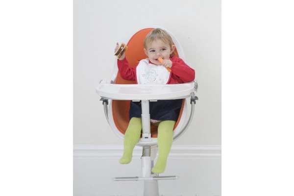 5 Manfaat Mengenalkan Finger Food pada Si Kecil