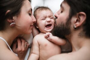 Bayi Rewel? Yuk, Kenali 8 Makna Tangisan Bayi!