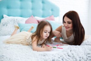 5 Cara Menyenangkan untuk Ajarkan Disiplin pada Anak