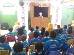 Kenalkan Budaya Indonesia pada Anak Melalui Dongeng