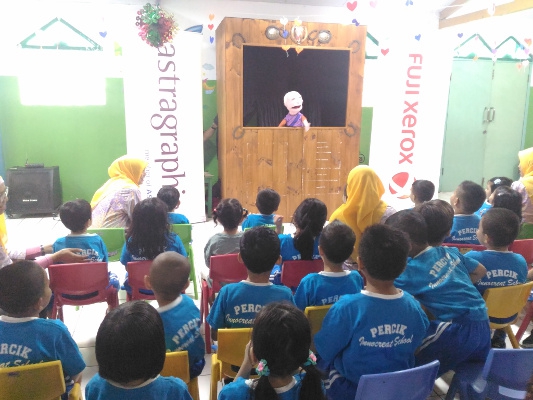 Kenalkan Budaya Indonesia pada Anak Melalui Dongeng