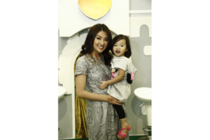 Ini Cara Sarwendah Menjaga Kesehatan Putrinya