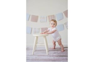 Mitos Tumbuh Gigi Pengaruhi Kemampuan Berjalan Anak