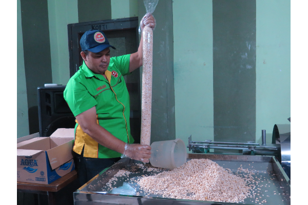 Bebas Masalah Gizi dengan Mengonsumsi Panganan Lokal