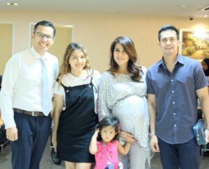 Olla Ramlan Lakukan Check Up Jelang Persalinan