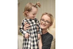 Balita Ini Hampir Buta karena Penyakit Langka