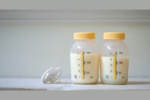 7 Langkah Tepat Menyimpan ASI Perah