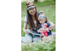 Wow, Dongeng Bisa Meningkatkan Kecerdasan Anak!