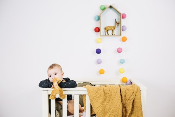 7 Jenis Mainan Terbaik untuk Bayi Baru Lahir