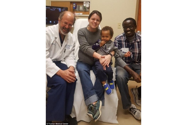 Bayi Kembar Tiga yang Tak Diduga Lahir di Kansas