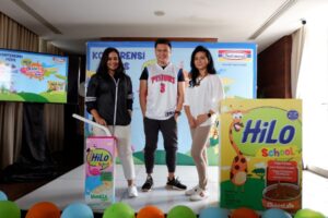 Bergerak Sambil Bermain Gadget? Bisa Kok, Moms!