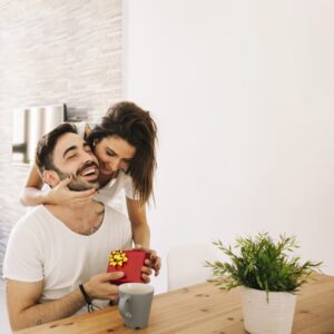 Di Hari Valentine Dia Makin Sayang dengan Anda,Caranya?