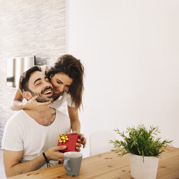 Di Hari Valentine Dia Makin Sayang dengan Anda,Caranya?