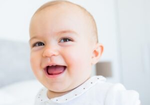 Mau Membuat Anak Tersenyum? Ini Dia Caranya