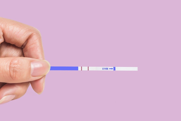 Cek Hamil Tak Perlu Tunggu Sampai Periode Haid Lho Moms
