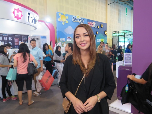 Dokter Reisa Belanja Kebutuhan Anak di M&#038;B Fair 2018