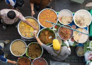Tips Buka Puasa di Jalan