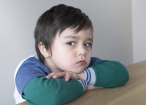 Mengapa Si Kecil Jadi Anti-Sosial?